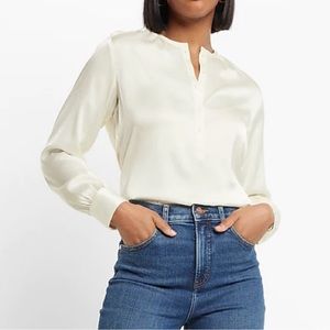 NWT/ Express relaxed satin long sleeve half button front blouse
